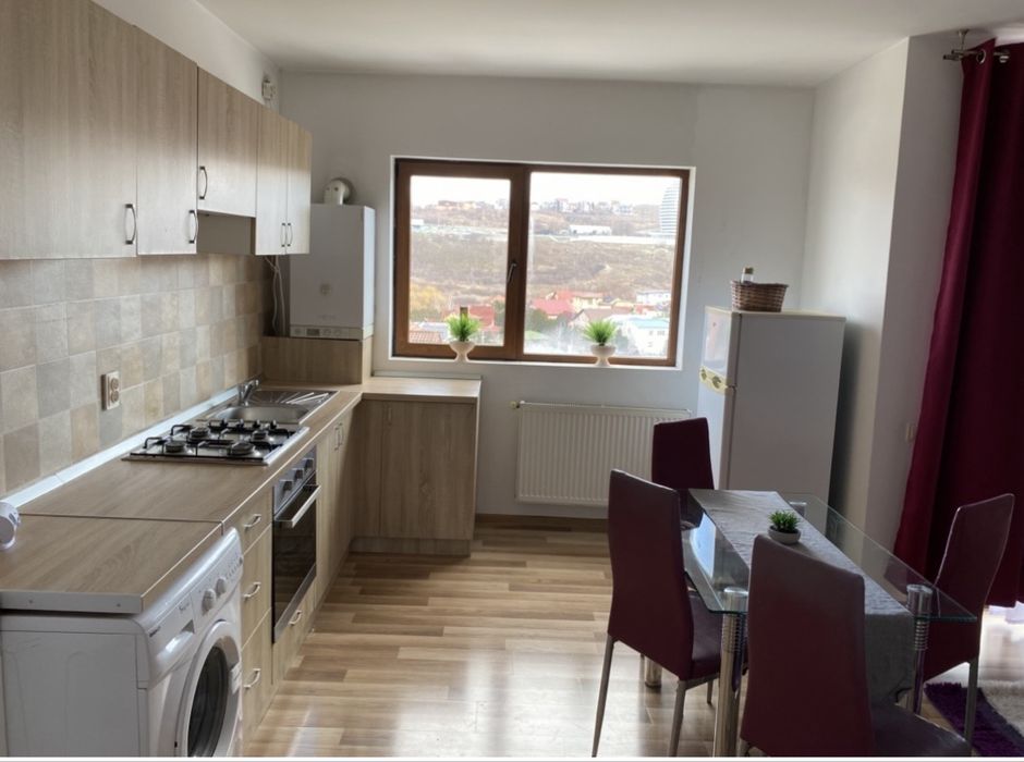 Inchiriez ap 2 camere plus living/bucatarie zona Campului Manastur