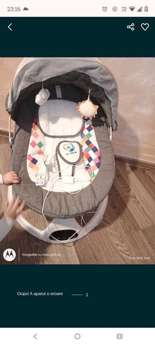 Balansoar electric și jumber interactiv pentru bebeluși