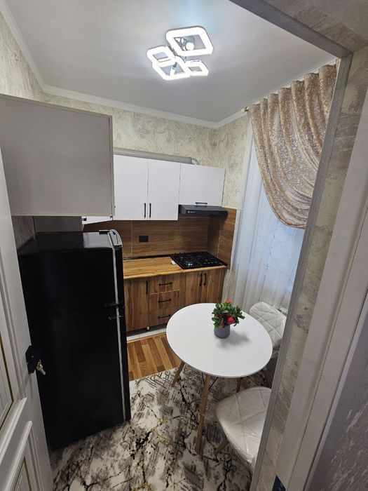 Срочно сдам квартиру Чиланзар 11. Метро рядом . Однокомнатная