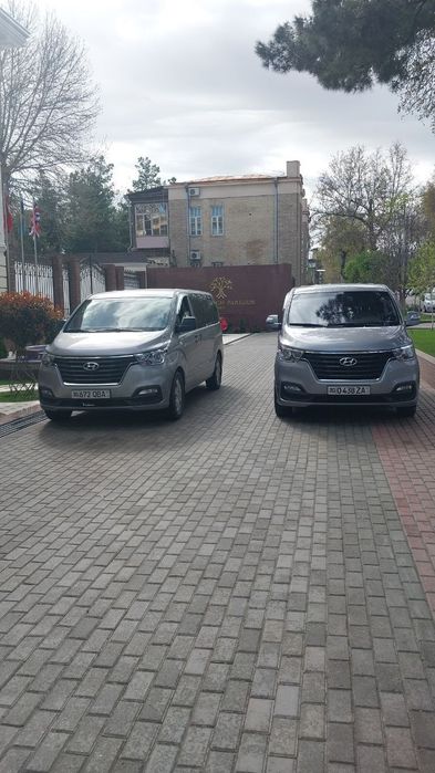 Hyundai-stareks 2011