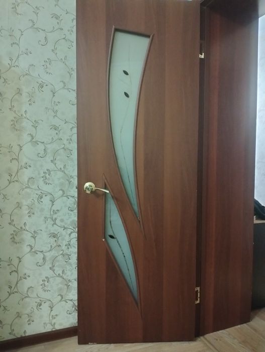 Продам межкомнатные двери