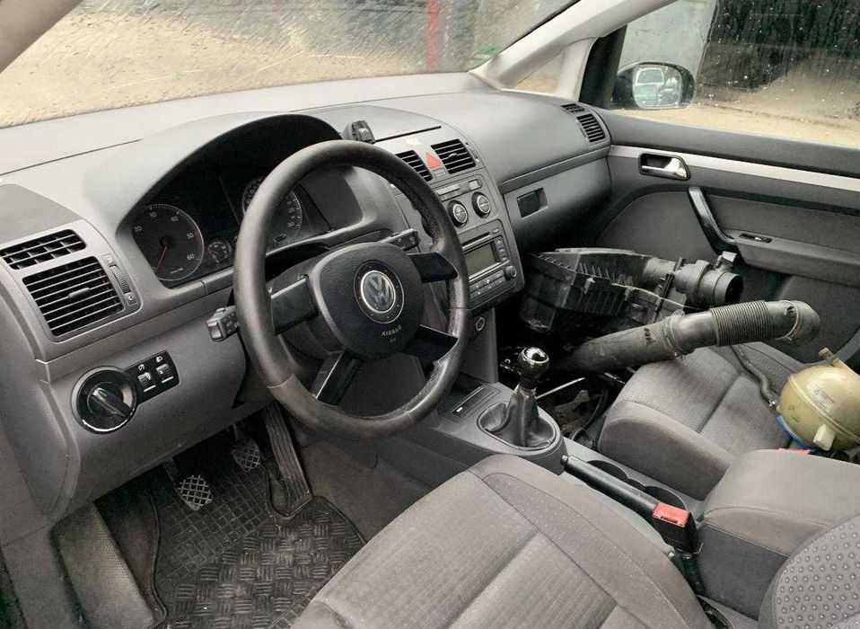 Piese VW Touran 2.0  - azv