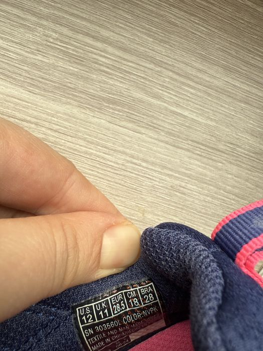 Кроссовки sketchers 28,5 размер,по стельке 18,5 см