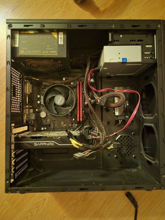 Sistem, PC, desktop, intreg sau pe componente