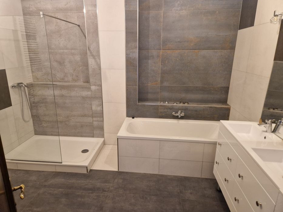 Apartament cu 4 camere de vanzare in Sibiu,zona City Residence.