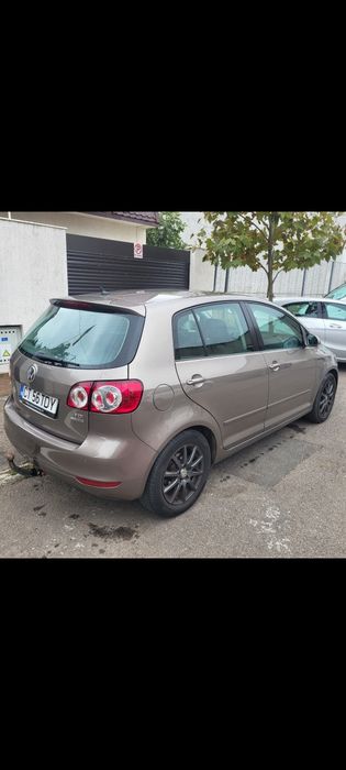 VOLKSWAGEN Golf Plus 2011 — imagine 3