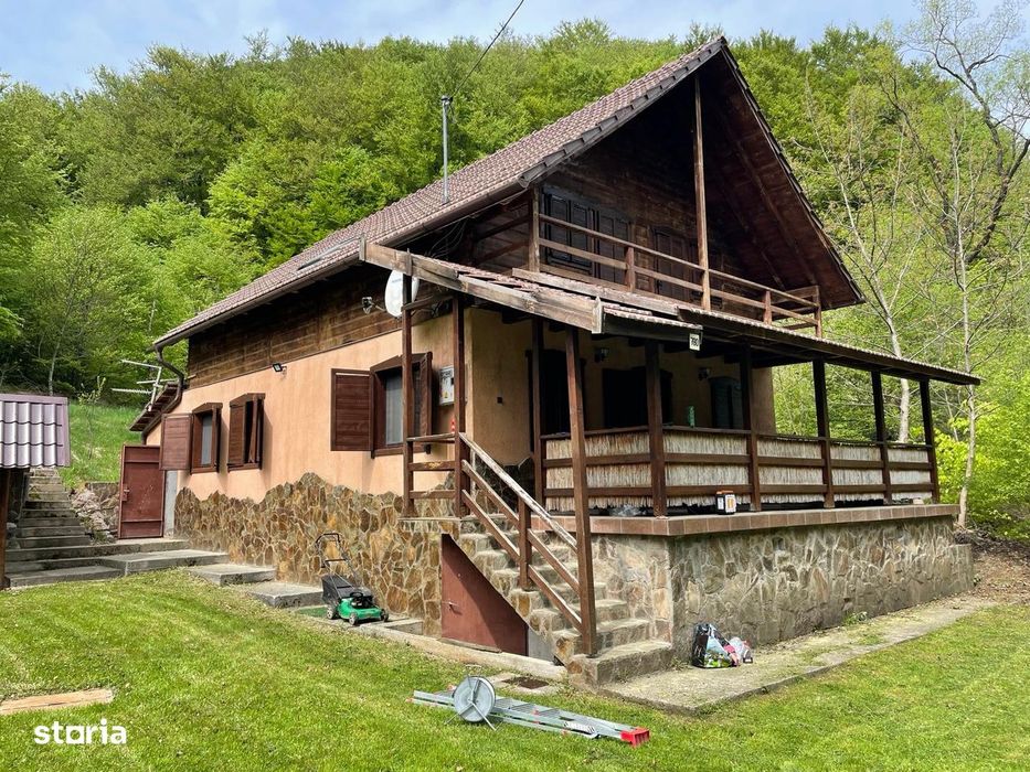 Cabana de vis in inima naturii – Valea Bratcutei, jud. Bihor