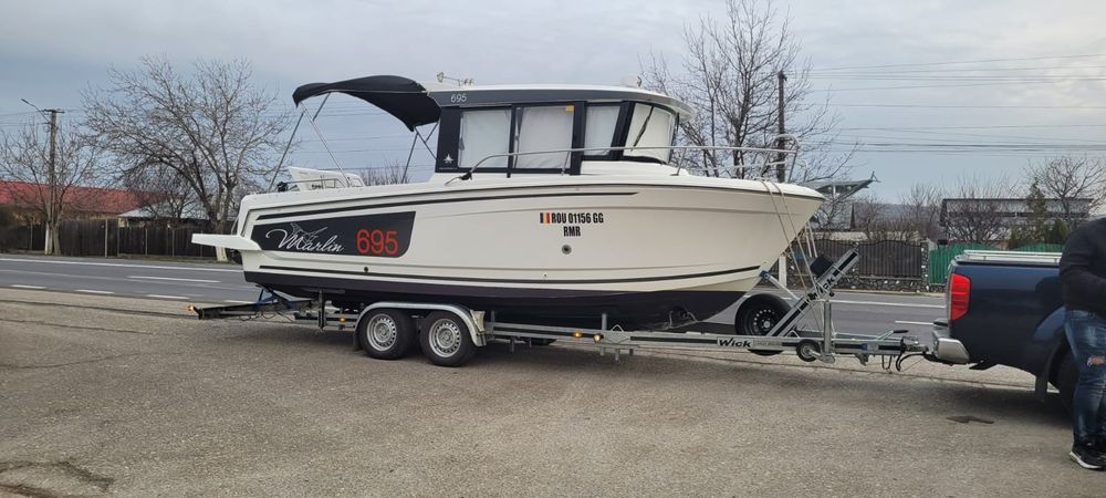 JEANNEAU Merry  Fisher 695 Marlin