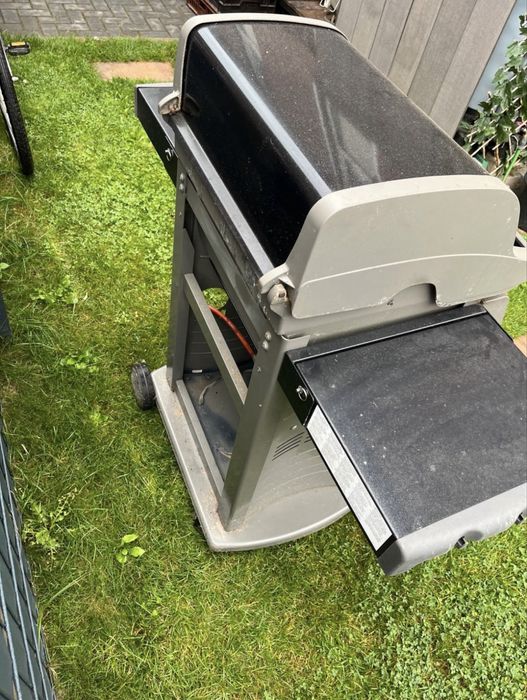 Газово барбекю Weber Spirit 210