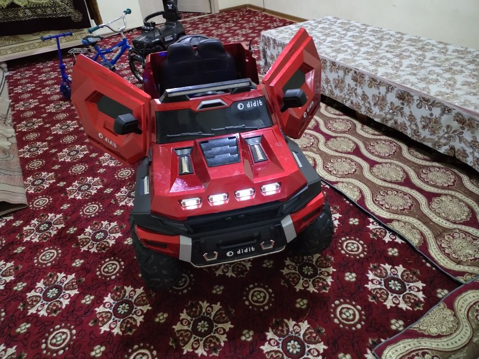 Bolalar mashinasi 80 kilo kutaradi