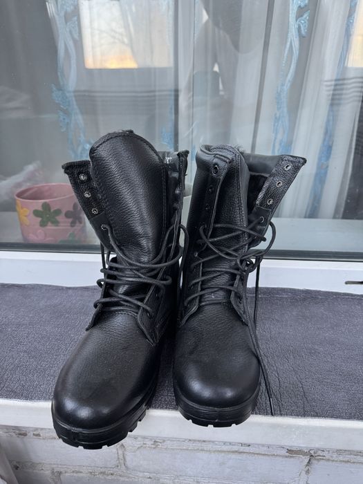 Продам хорошие берцы