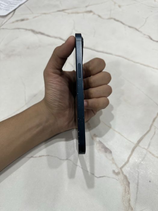 Продам iphone 13