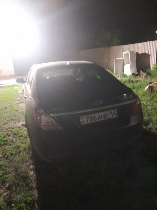Продам машину в аварийном  состояний