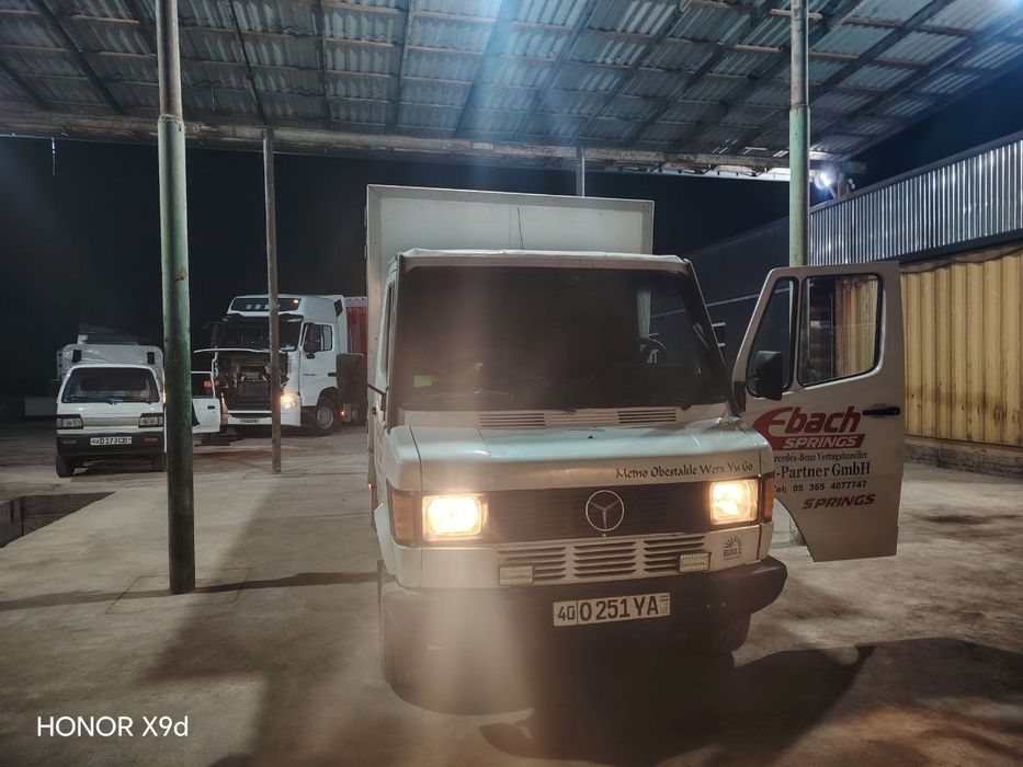 Mersedes benz 207