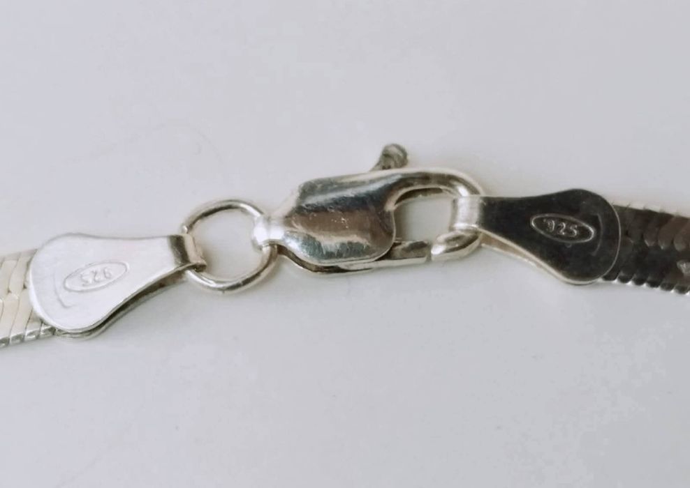 Veche bratara cu zale din argint de 925, copii