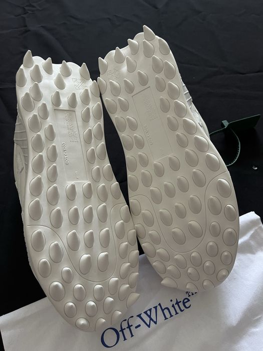 Off-White   Odsy