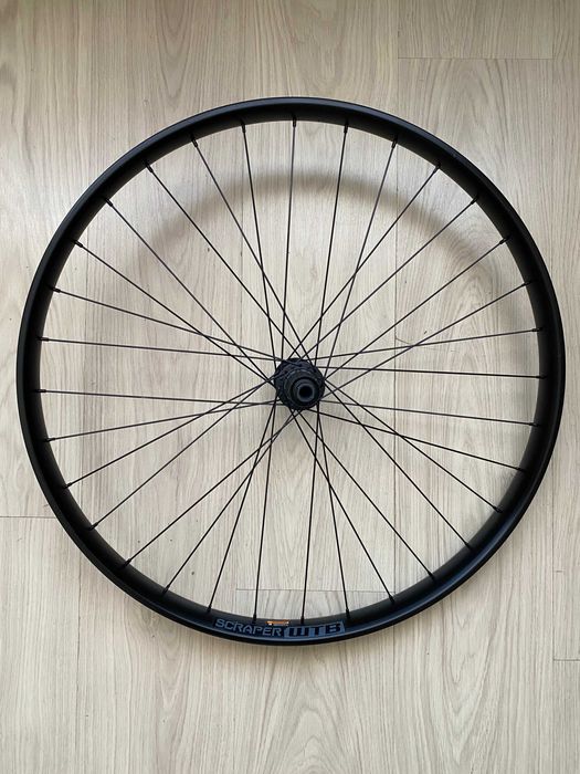 Set roti WTB Scraper tubeless 40mm 27.5" Boost MTB