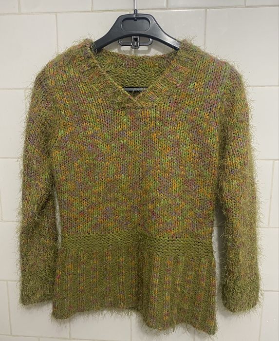 Pulover tricotat pufos verde multicolor cu decolteu În V