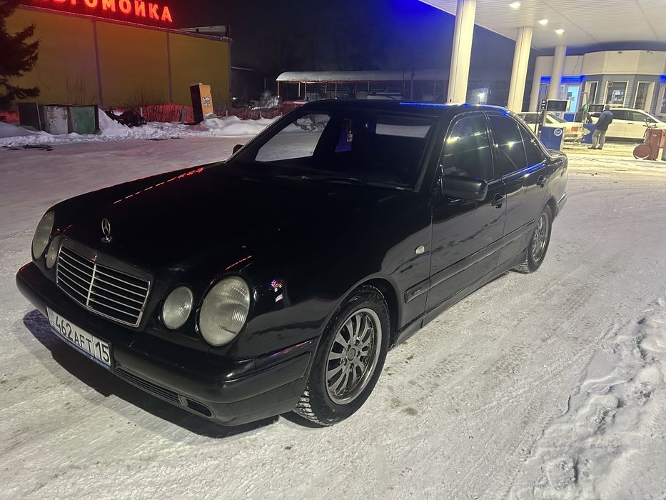 Продам мерседес w210 e230