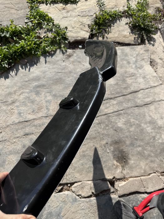 Спойлер Нож bmw