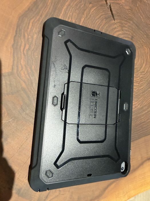 Apple iPad 10.2″ (8th gen)