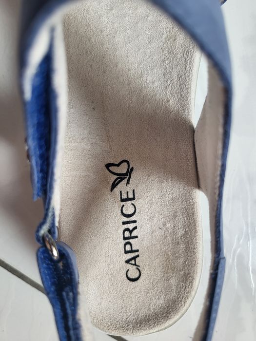 Сандали Caprice нови!