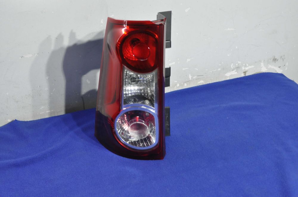 Фонарь LADA Largus 2012-