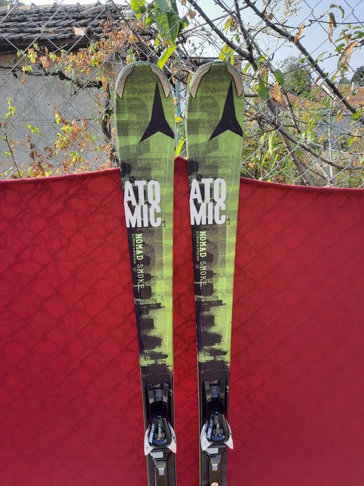 Карвинг ски  Atomic Nomad Smoke  178см