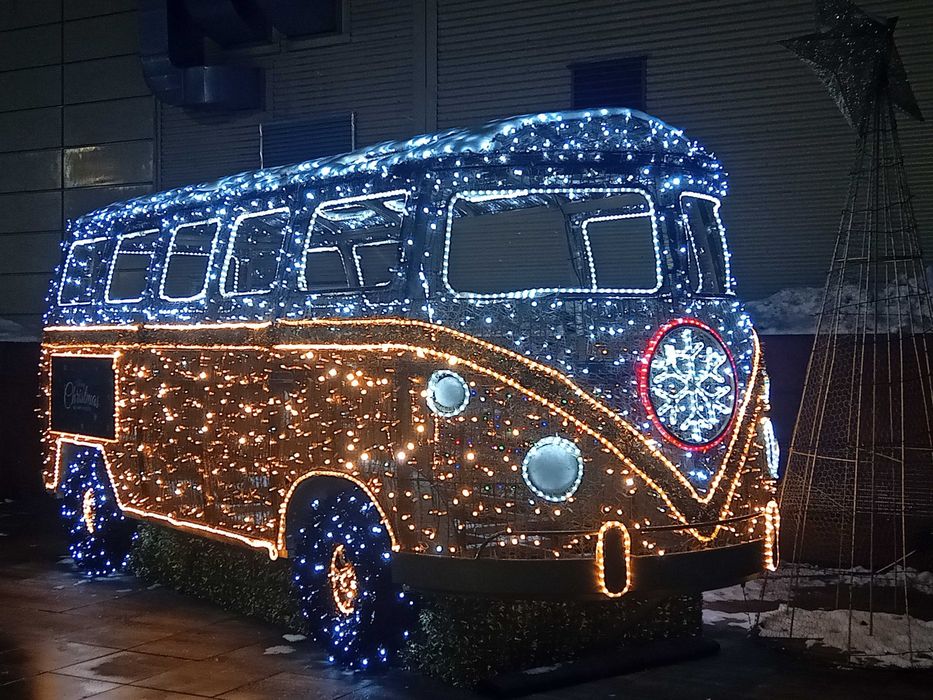 Montez lustre prize aplicMontez lustre prize aplic