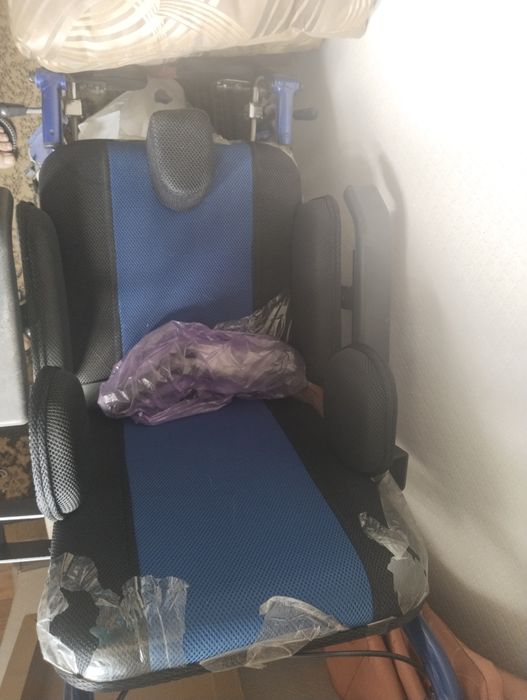 Продам срочно кресло инвалидное, коляска