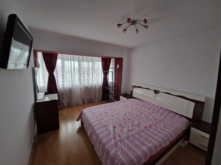 Vand sau inchiriez(minim 6 luni)apartament 3 camere