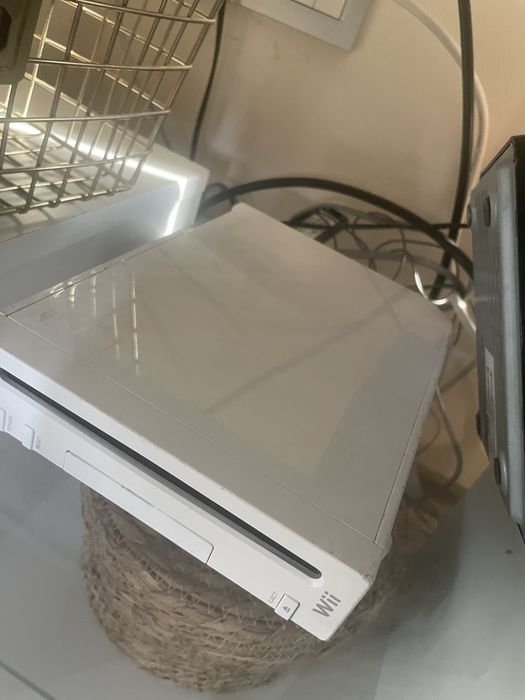 Se vinde Nintendo Wii