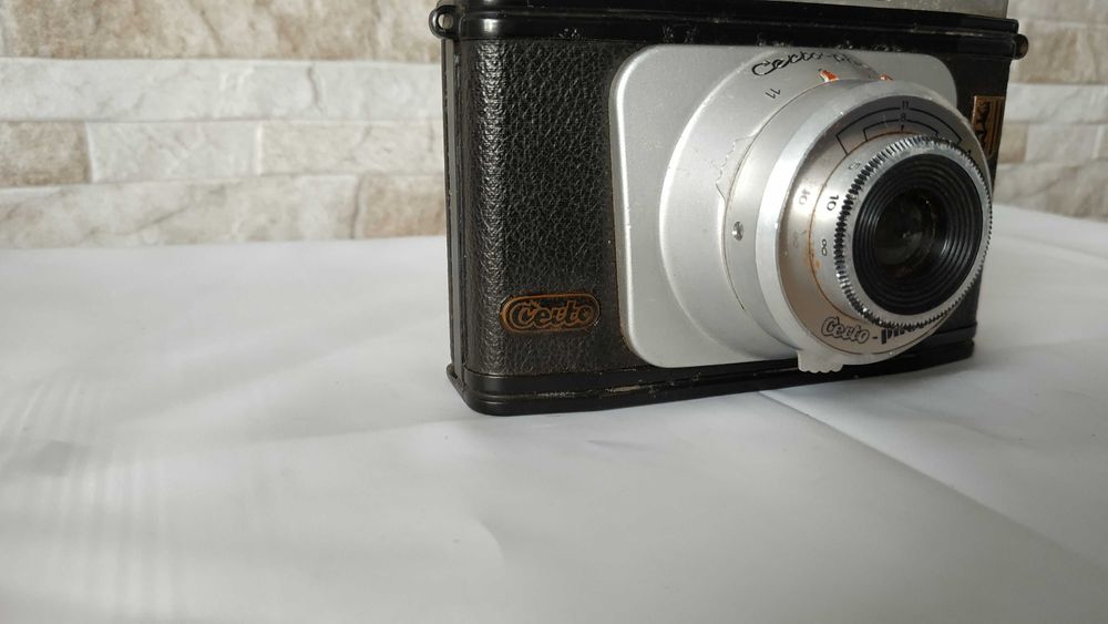 Стар механичен фотоапарат с калъф -  Certo-Phot - Антика - 1958г.