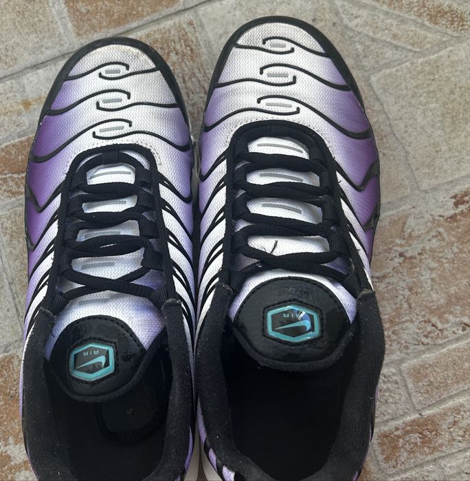 Nike Air Max Plus -37,5 оригинални, лилав преливащ модел, с кутия