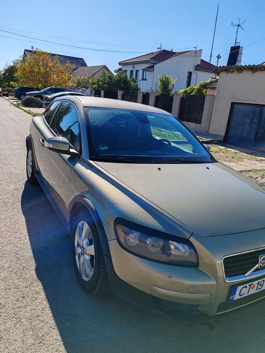 Vând volvo c30 automat