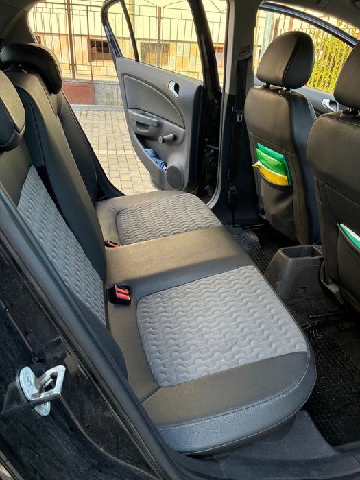 Vand opel corsa!