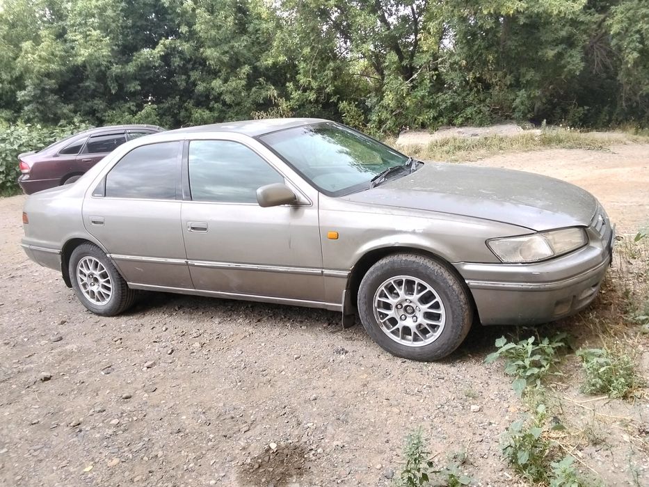 Продам Камри гратция 2.5: