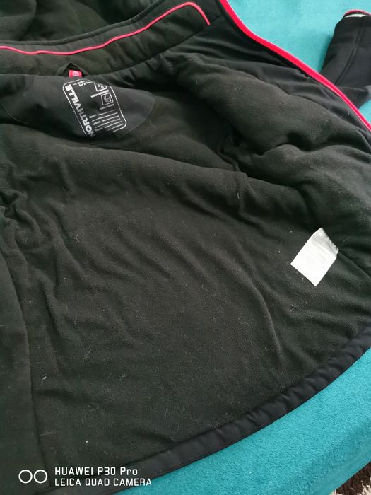 Geaca imblanita termica impermeabila 10-11 ani ca noua