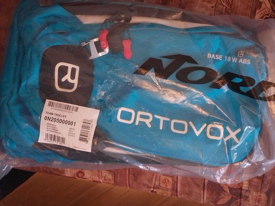 Лавинна раница Ortovox airbag base 18 с карбонова бутилка