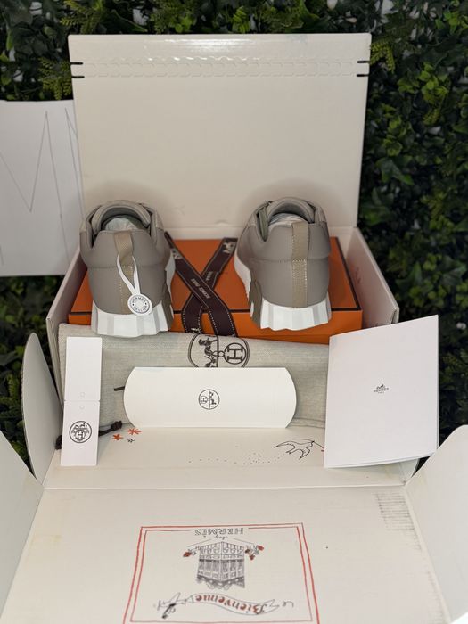 Adidași/Sneakers Hermes Bouncing sneakers white and grey sude leather/ premium quality