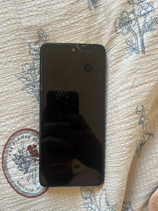 Продам телефон motorola g15