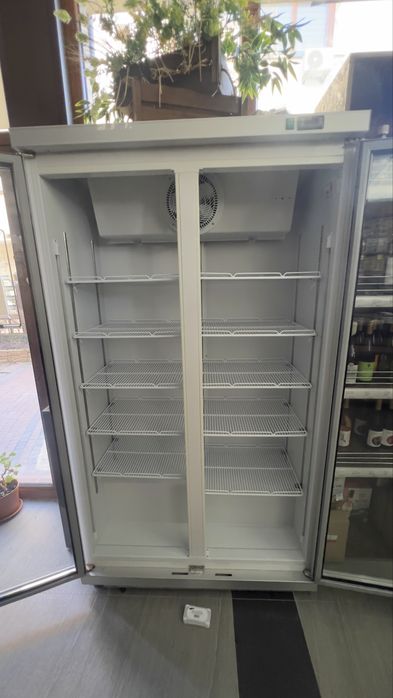 Хладилни витрини за магазин
