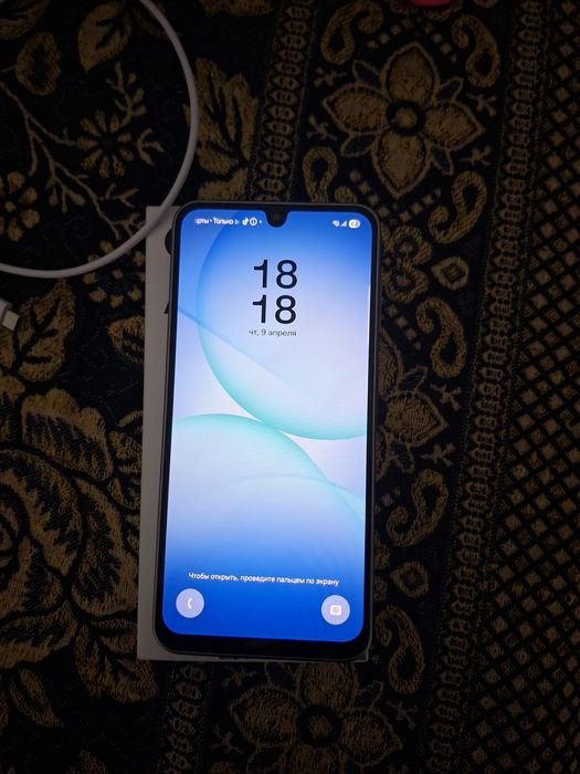 Телефон Samsung а 17