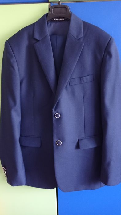 Продам школьную форму