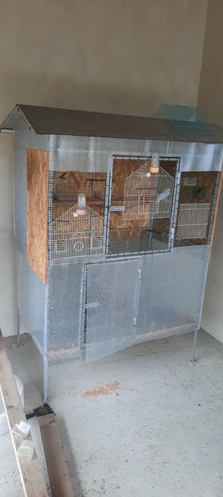 Voliera / colivie păsări  papagali   180 / 125  /  77 cm