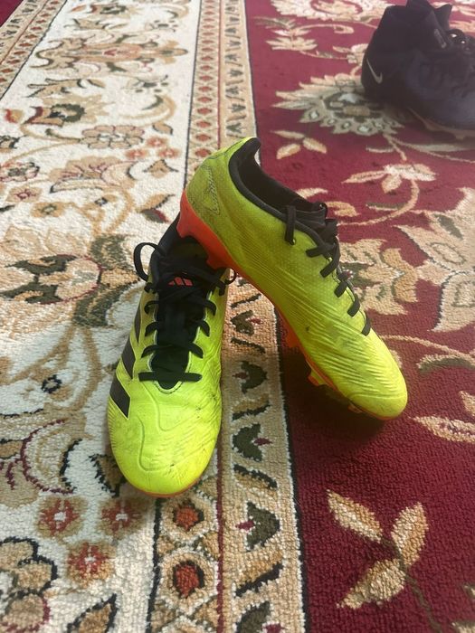 Продаются бутцы адидас предатор