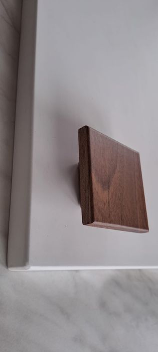 Дръжки от масивна дървесина