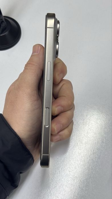 Iphone 16 pro гарантия до апреля