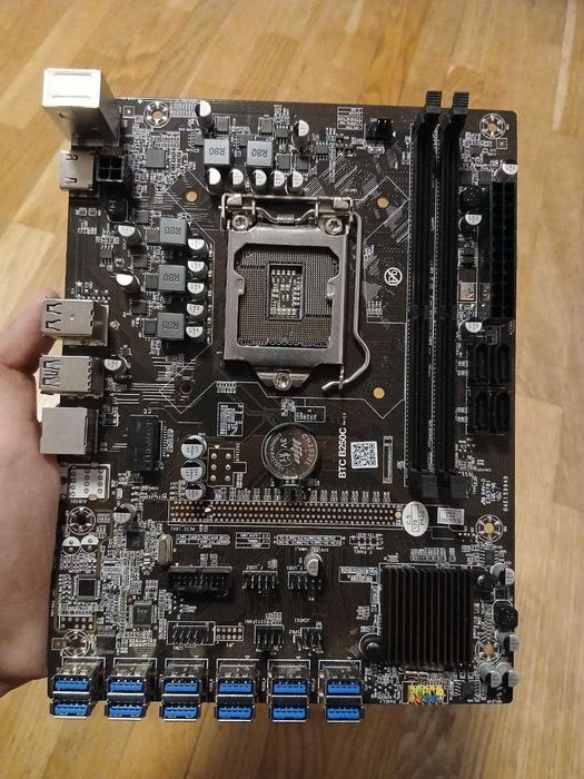 Материнская плата BTC B250C