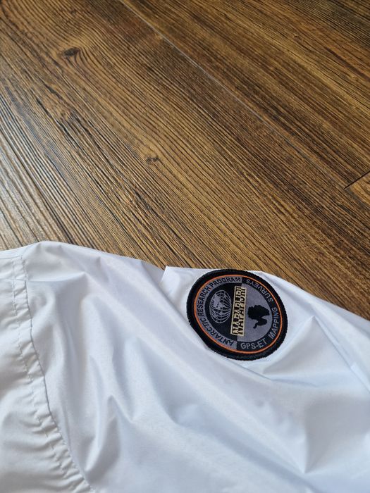 Страхотна мъжка ветровка яке NAPAPIJRI размер S M L XL 2XL 

Мъжка ве